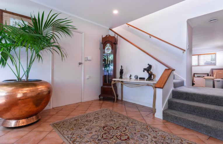 18 Bingley Avenue, Epsom