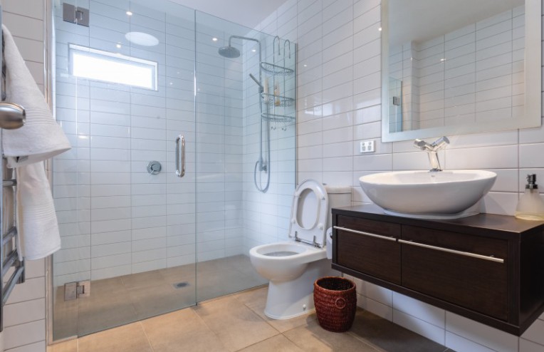 18 Bingley Avenue, Epsom