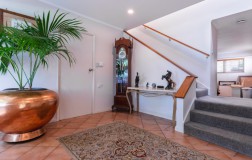 18 Bingley Avenue, Epsom