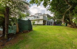 18 Bingley Avenue, Epsom