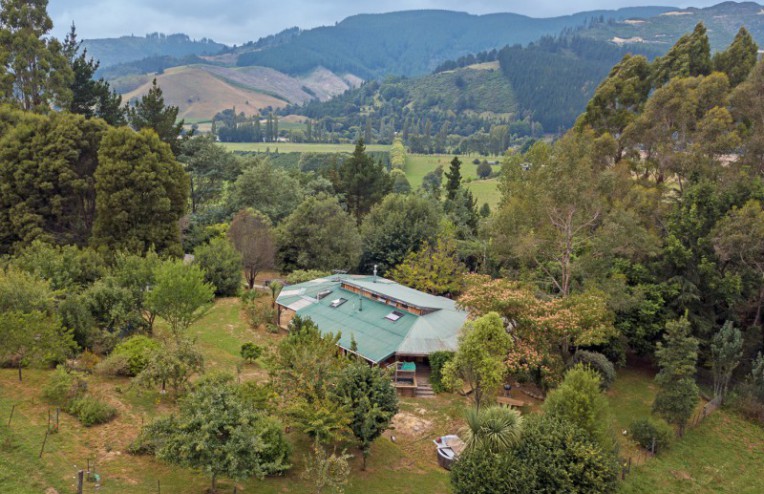 1872 Motueka River West bank Road, Motueka Valley