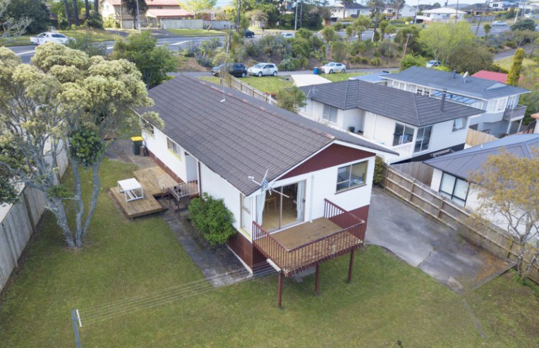 382 East Coast Road, Sunnynook