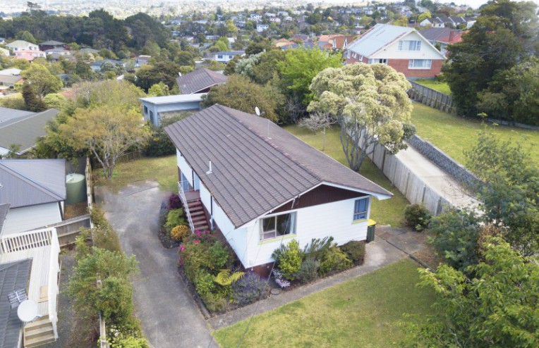 382 East Coast Road, Sunnynook