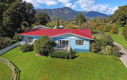 17 Hamama Road, Takaka