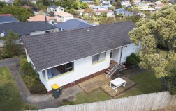 382 East Coast Road, Sunnynook